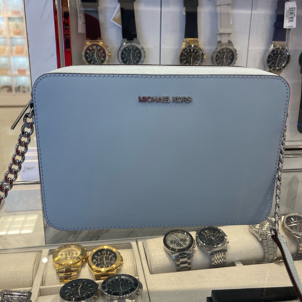 MICHAEL KORS Jet Set Large Saffiano Leather EW Crossbody Bag
Pale Ocean
NWT - Picture 4 of 12